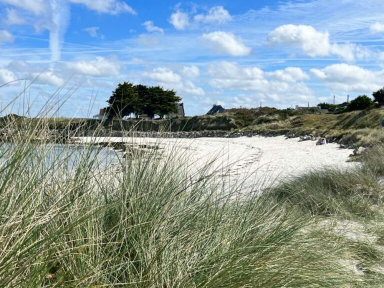 maison location saisonniere gite bord de mer pieds dans l'eau finistere lilia plouguerneau kelerdutbay